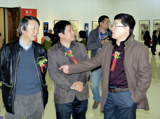 刘建、祁海峰、邹立颖相聚在石家庄市美术馆